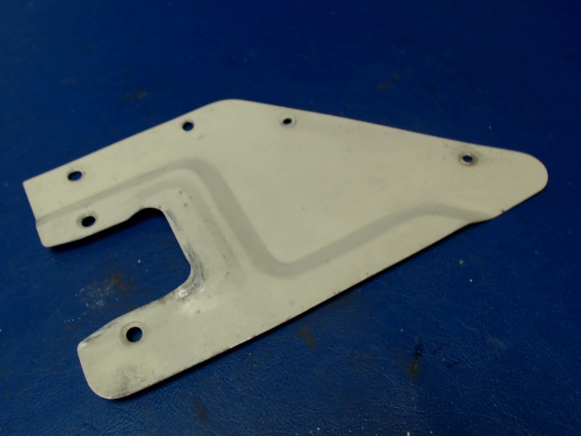 0413388-4 Cessna - Handle Plate - RH Cabin Door